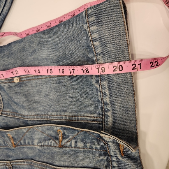 GUESS Denim Jean Jacket - Picture 12 of 13